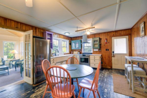 Peaceful Atlantic Cottage with Deck and Yard!